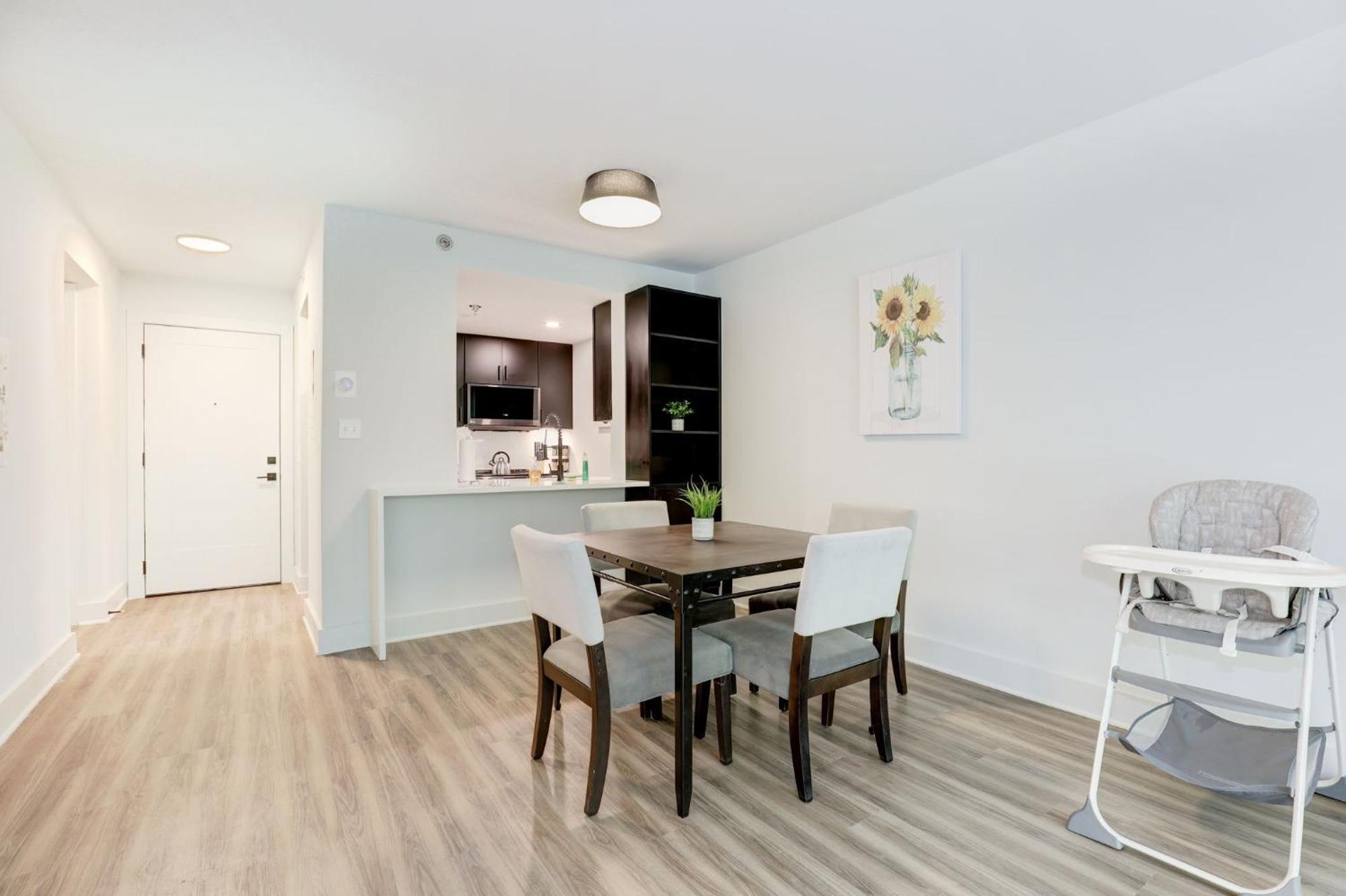2Br Executive Apartment With Spacious Layout 阿林顿 外观 照片