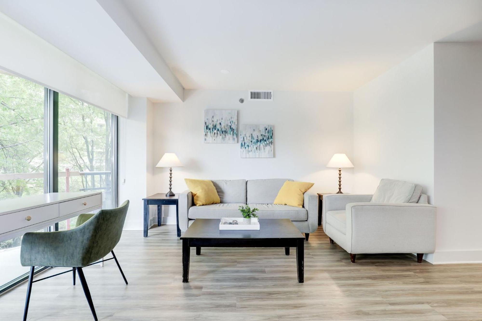 2Br Executive Apartment With Spacious Layout 阿林顿 外观 照片