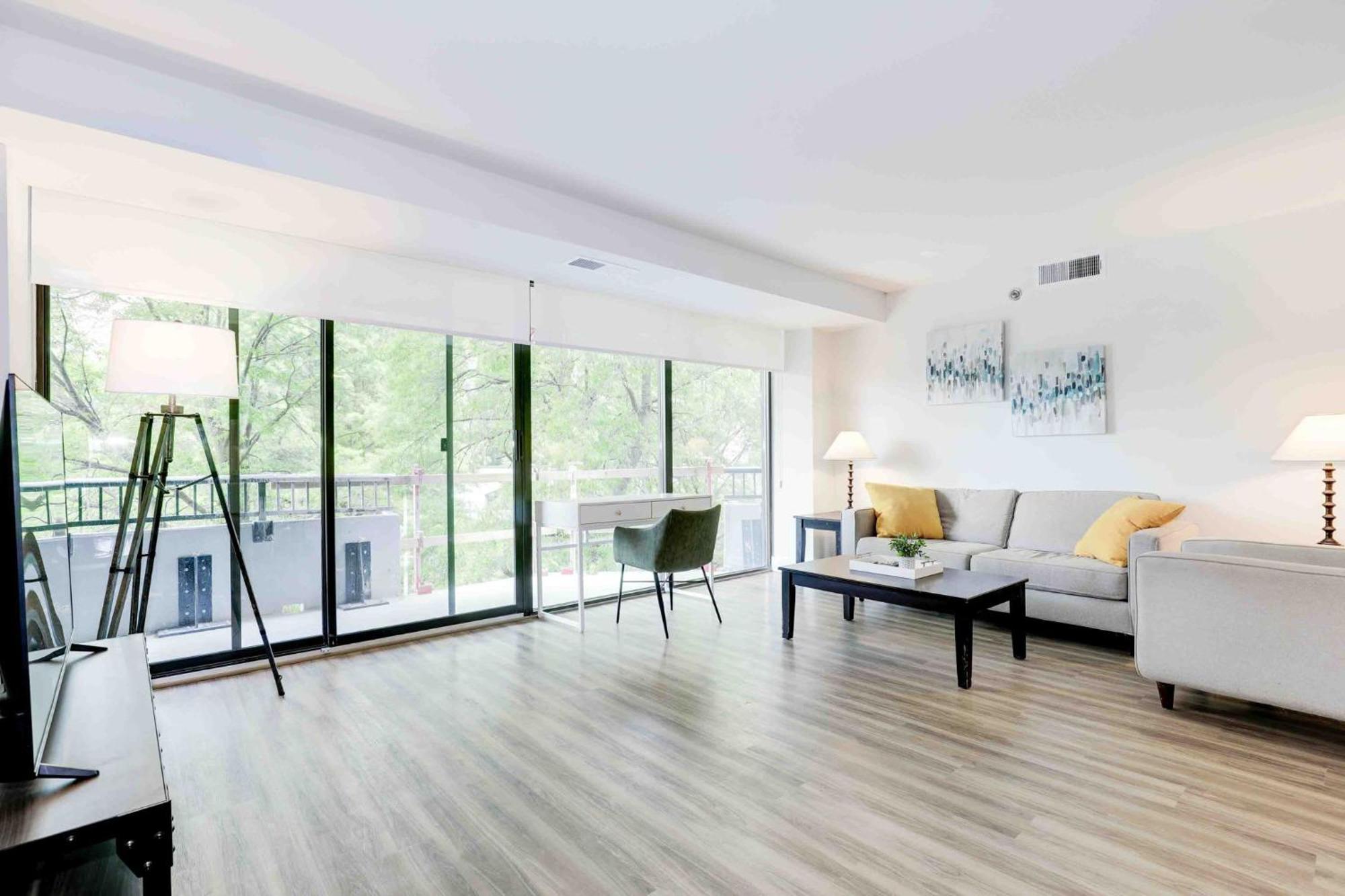 2Br Executive Apartment With Spacious Layout 阿林顿 外观 照片