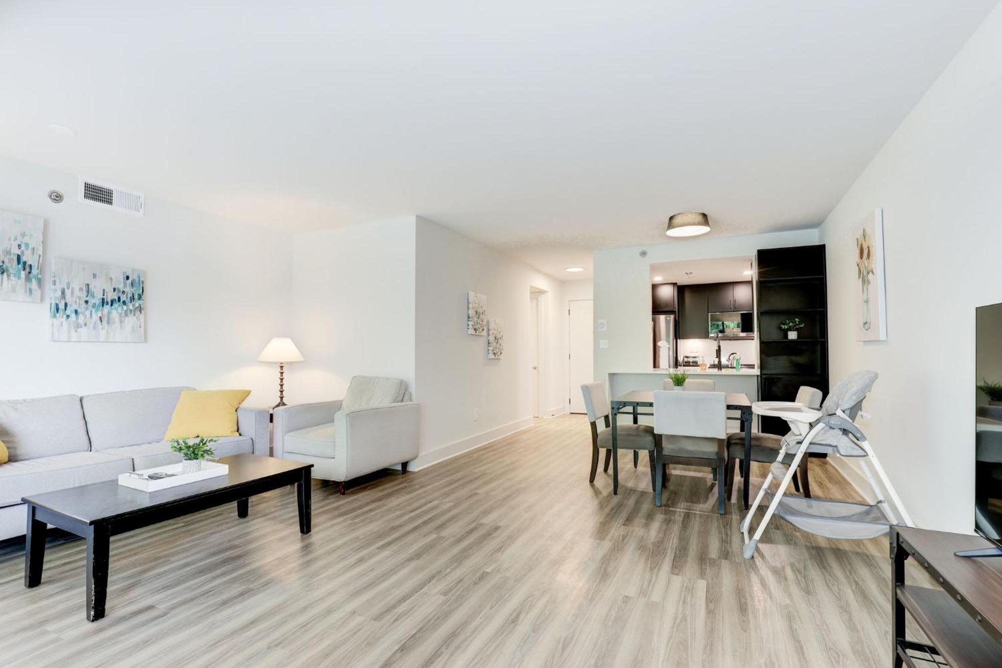 2Br Executive Apartment With Spacious Layout 阿林顿 外观 照片
