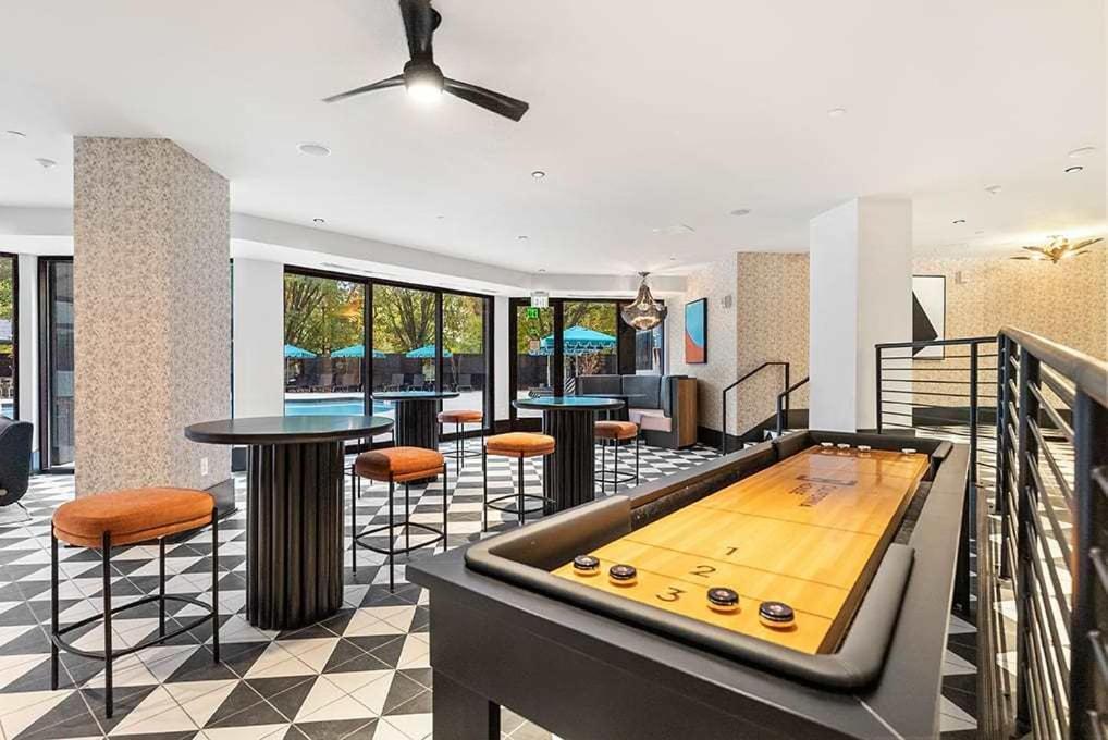 2Br Executive Apartment With Spacious Layout 阿林顿 外观 照片